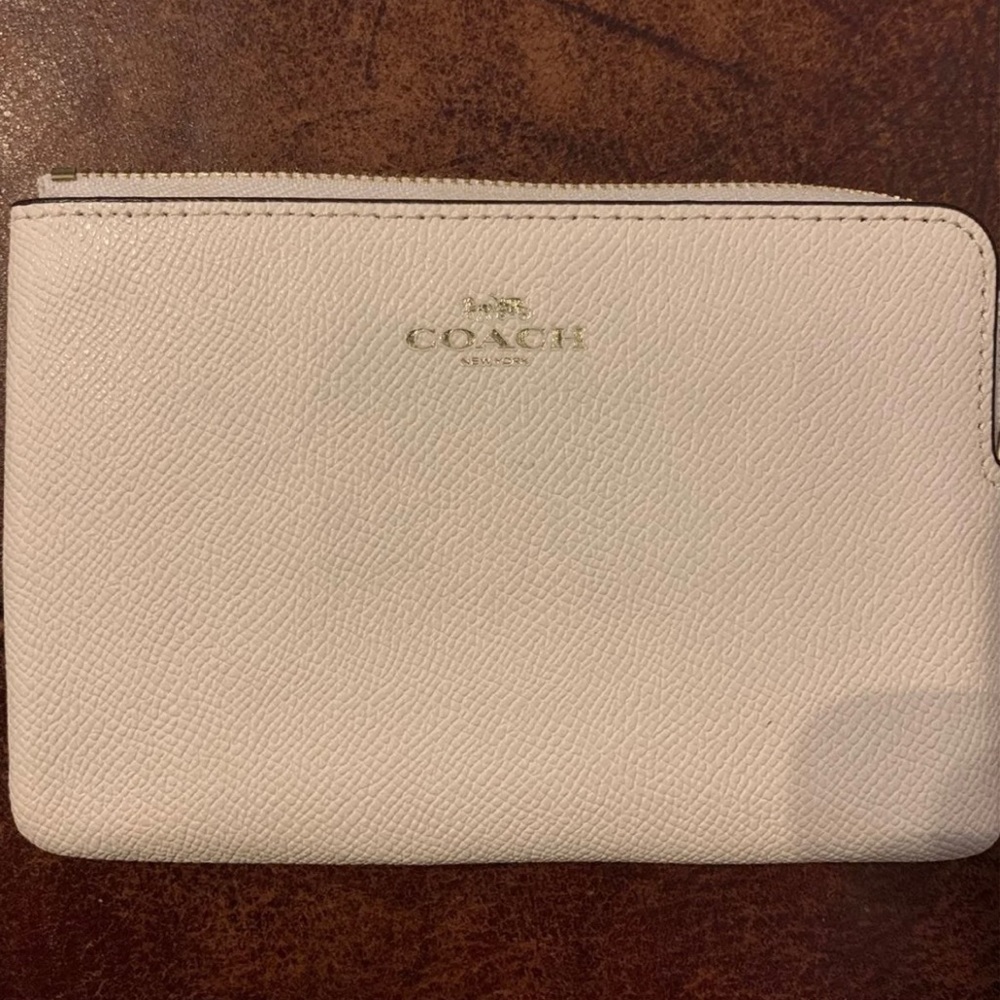 NWT Coach ivory wristlet